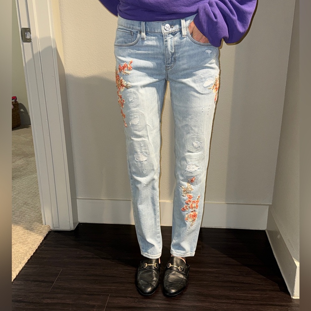 Never worn, White House Black Market women’s straight leg jeans